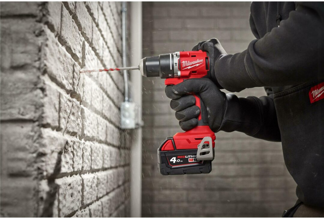Milwaukee M18CBLDD-402C akumulatorska bušilica - Slika 3