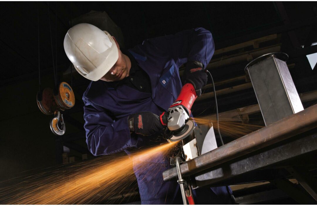 Milwaukee AGV17-125XE kutna brusilica sa regulacijom - Slika 4