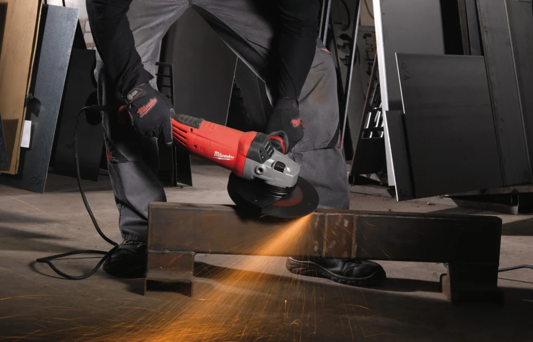 Milwaukee AGV22-230E kutna brusilica - Slika 4
