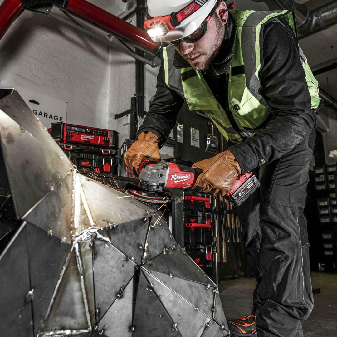 Milwaukee M18 ONEFSAG125XPDB 0X akumulatorska kutna BRUSILICA alati matic 881397853 Alati Matić Alati vrhunske cijene i kvalitete