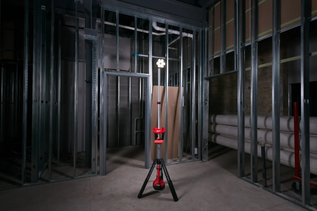 Milwaukee M18SAL-502B aku. LED svjetiljka - Slika 4