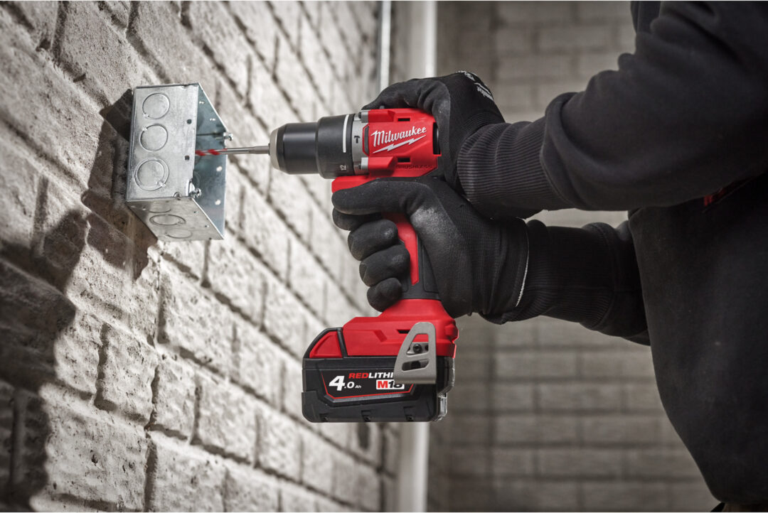Milwaukee M18BLPDRC-402C akumulatorska udarna bušilica - Slika 4