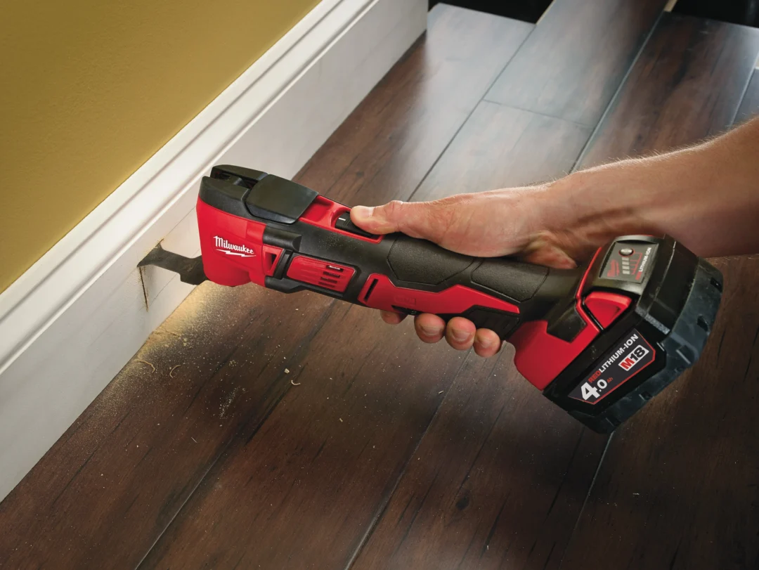 Milwaukee M18 BMT 421C AKU MULTITOOL alati matic 683512172 scaled Alati Matić Alati vrhunske cijene i kvalitete