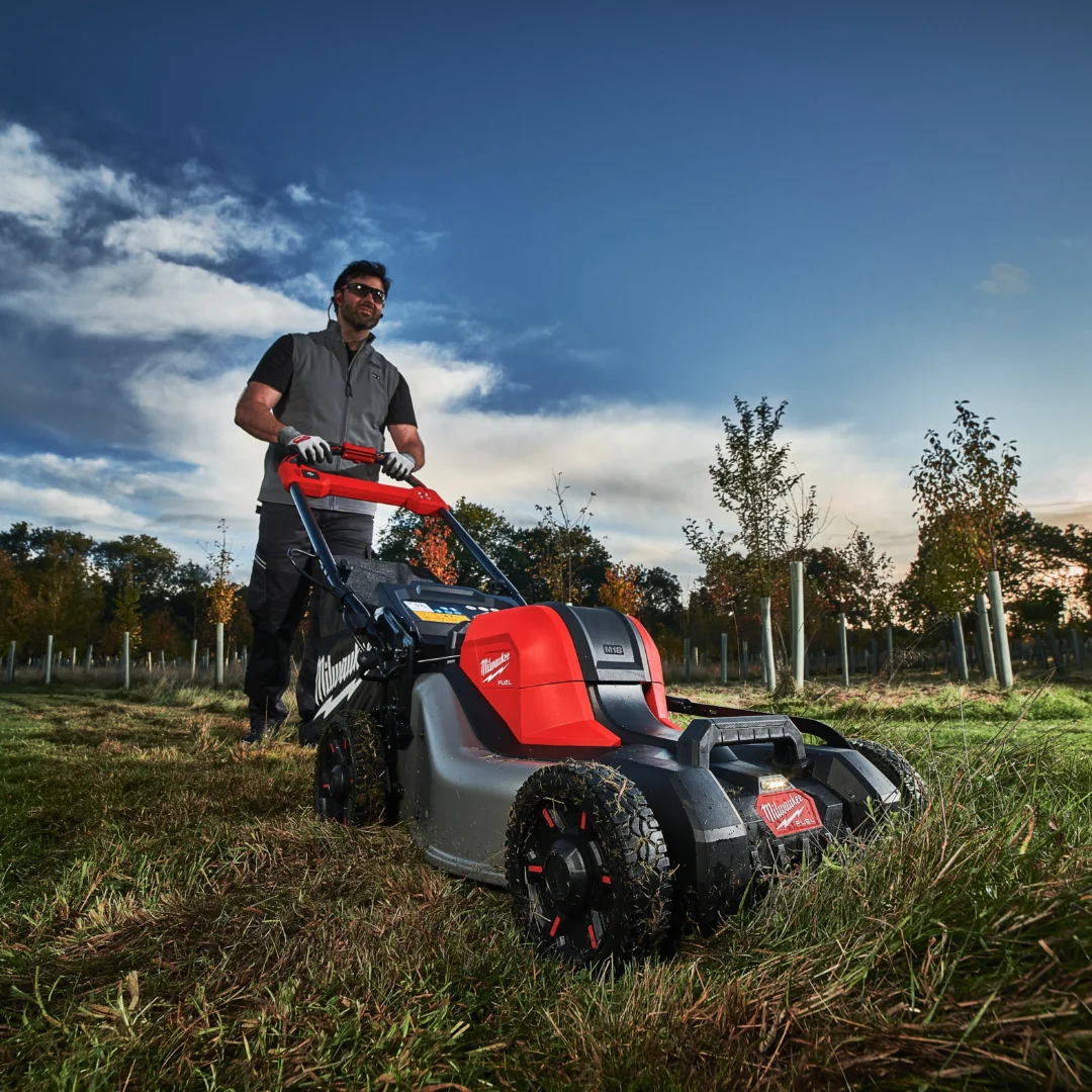 Milwaukee M18F2LM46 802 akumulatorska samohodna kosilica alati matic 881343884 Alati Matić Alati vrhunske cijene i kvalitete
