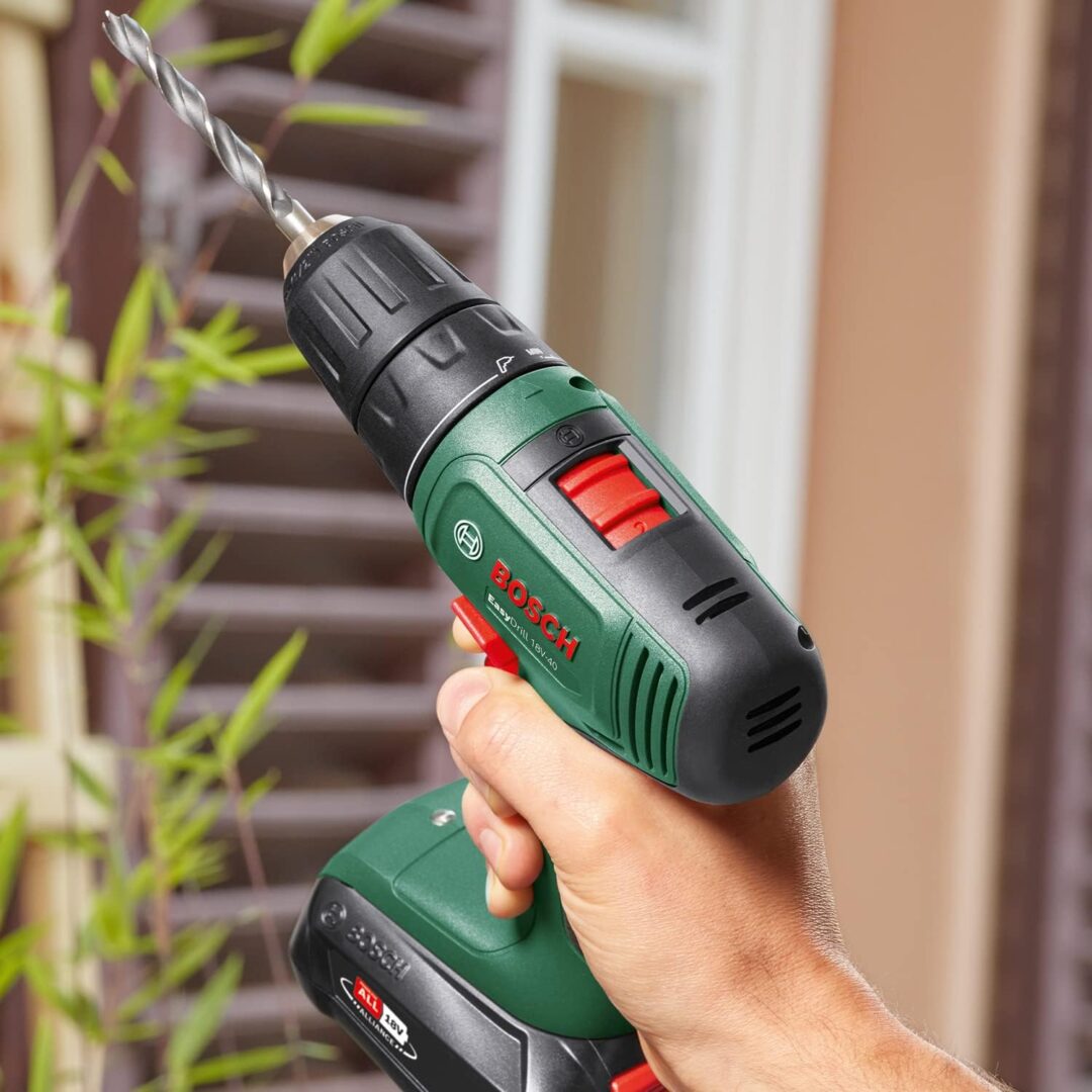 BOSCH aku bušilica-izvijač UniversalDrill 18V 1xAku 18V 1,5Ah - Slika 2