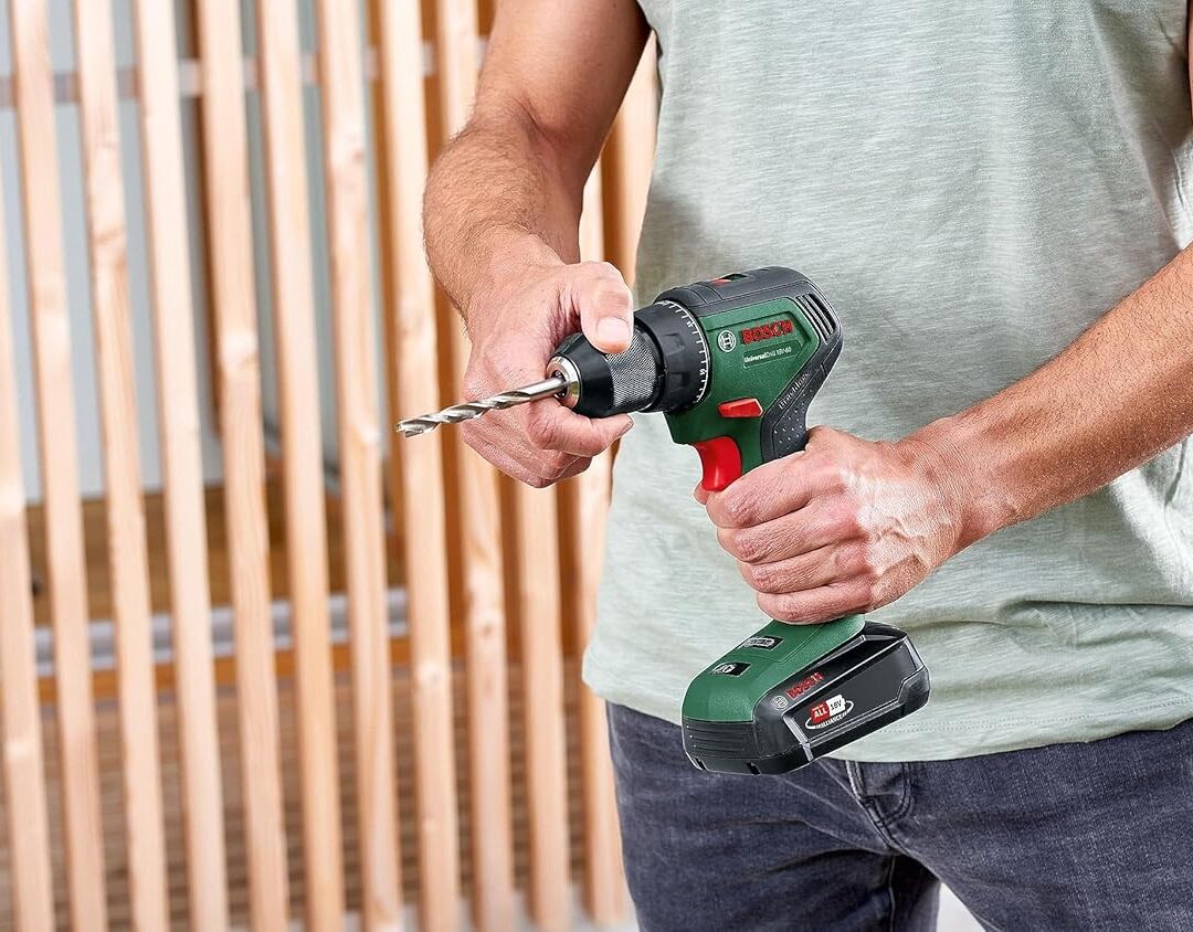 BOSCH aku busilica izvijac UniversalDrill 18V 60 alati matic 881347662 Alati Matić Alati vrhunske cijene i kvalitete