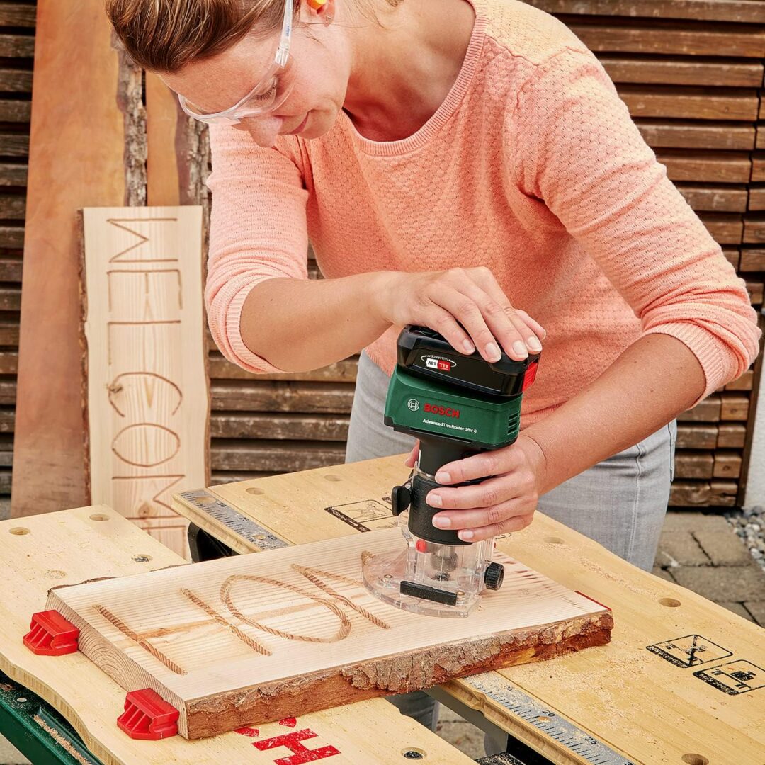 BOSCH aku glodalica rubova AdvancedTrimRouter 18V-8 + postolja + kovčeg - Slika 4