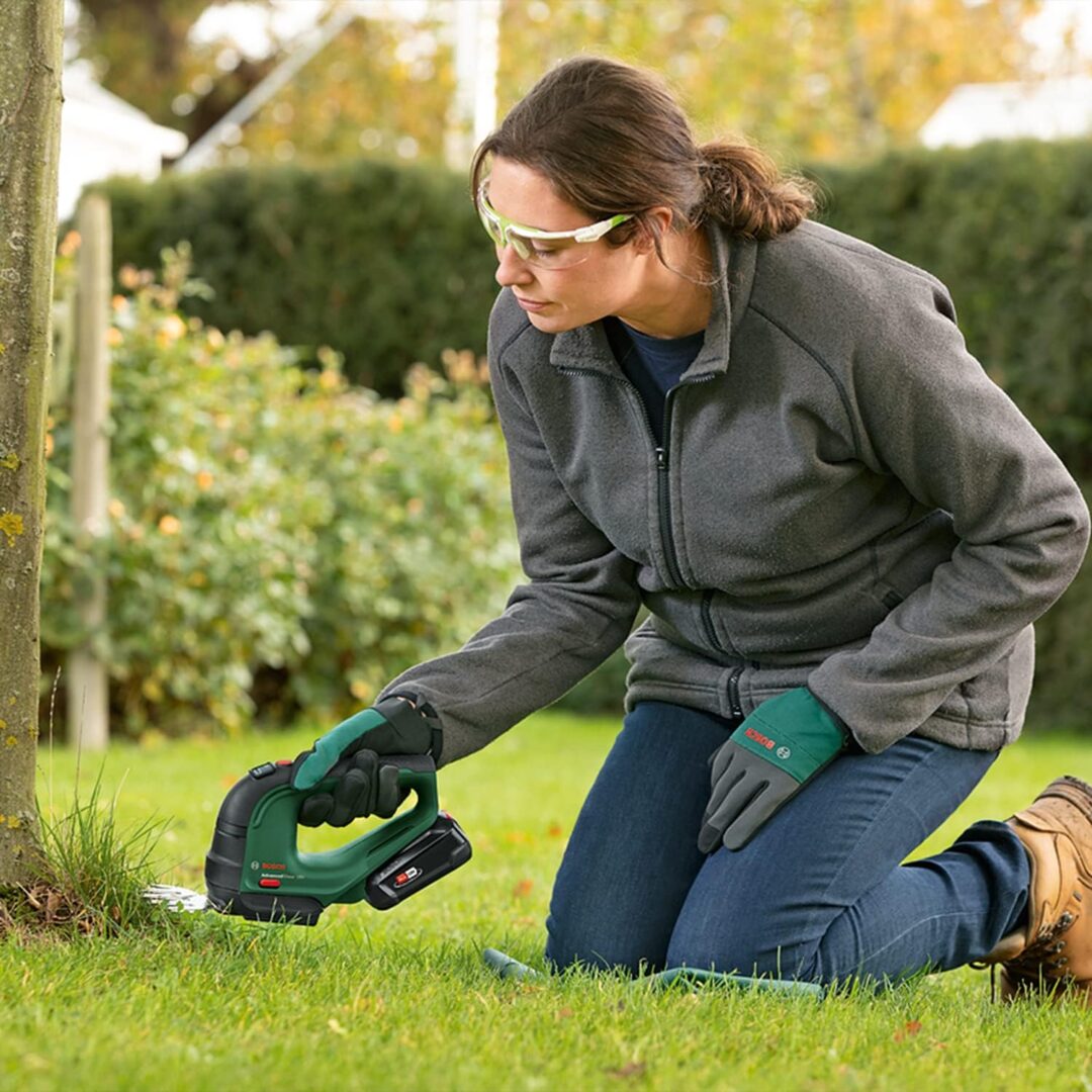 BOSCH aku škare za travu AdvancedShear 18V-10 + nastavak za grmlje - Slika 5