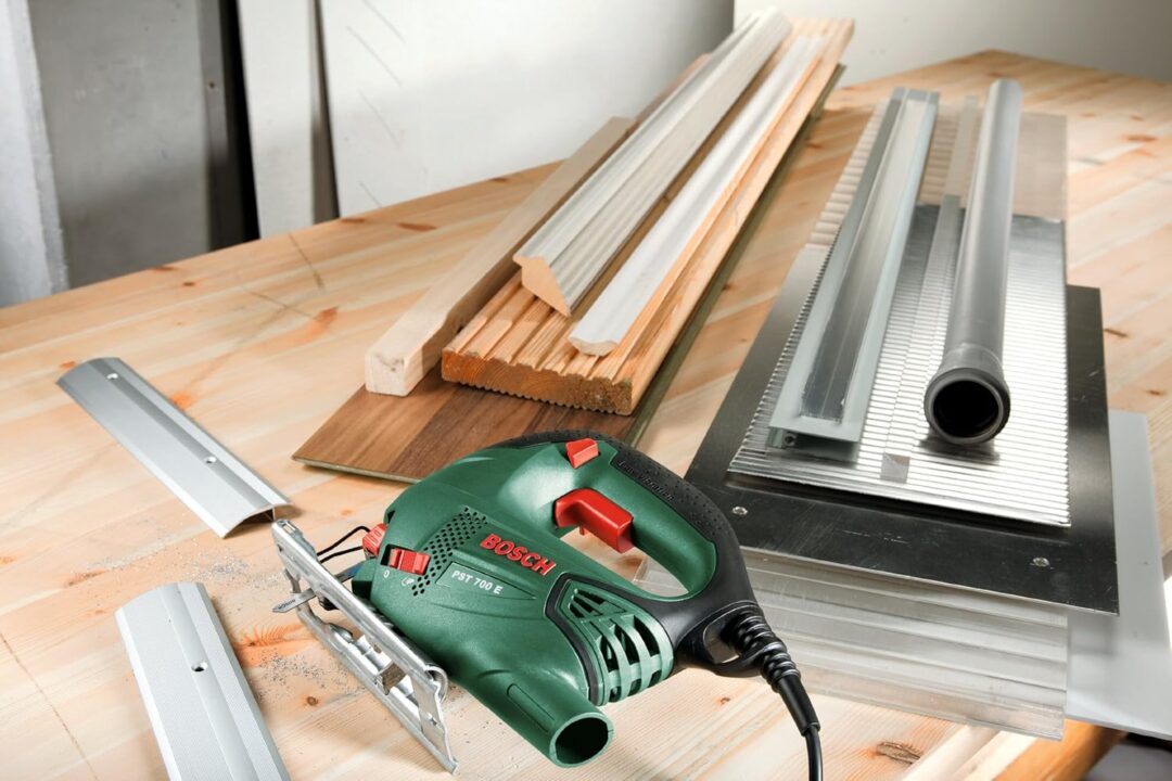 BOSCH ubodna pila PST 700 E + kovčeg - Slika 5